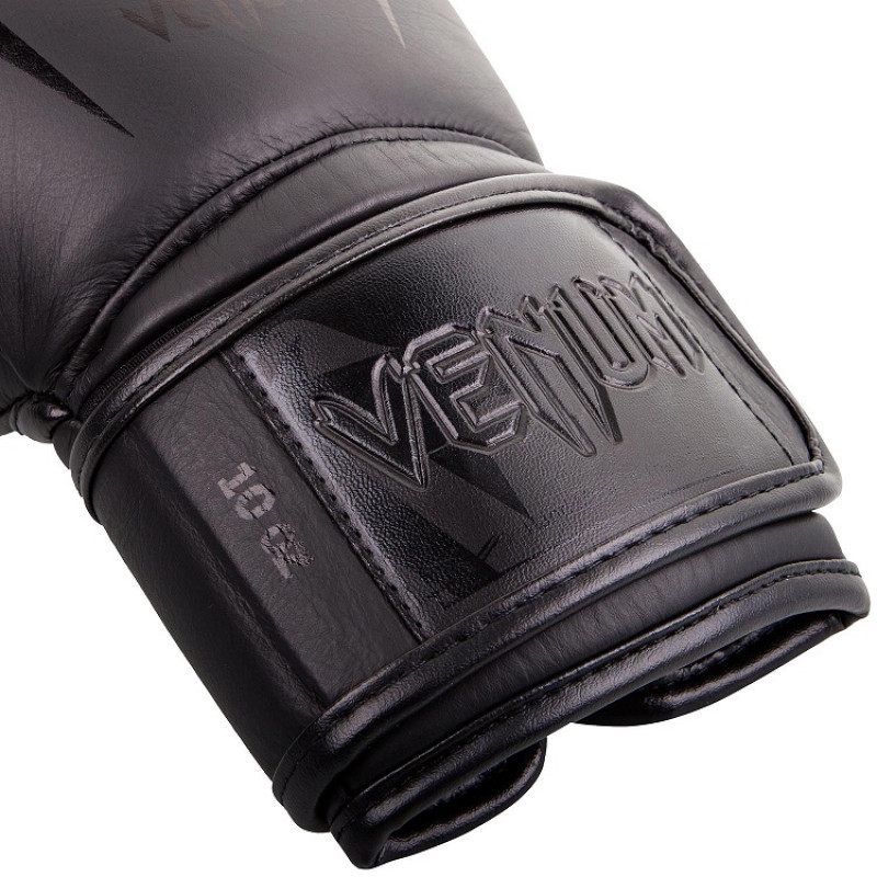 Перчатки Venum Giant 3.0 Boxing Gloves Nappa B/B купить по лучшей